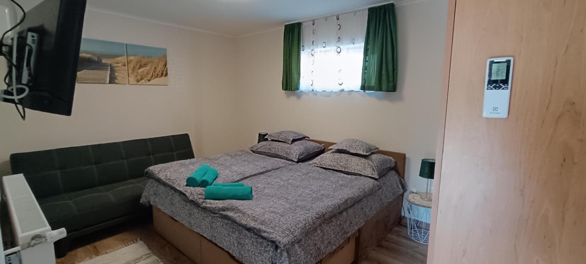 Lili Apartman Harkány Exteriör bild