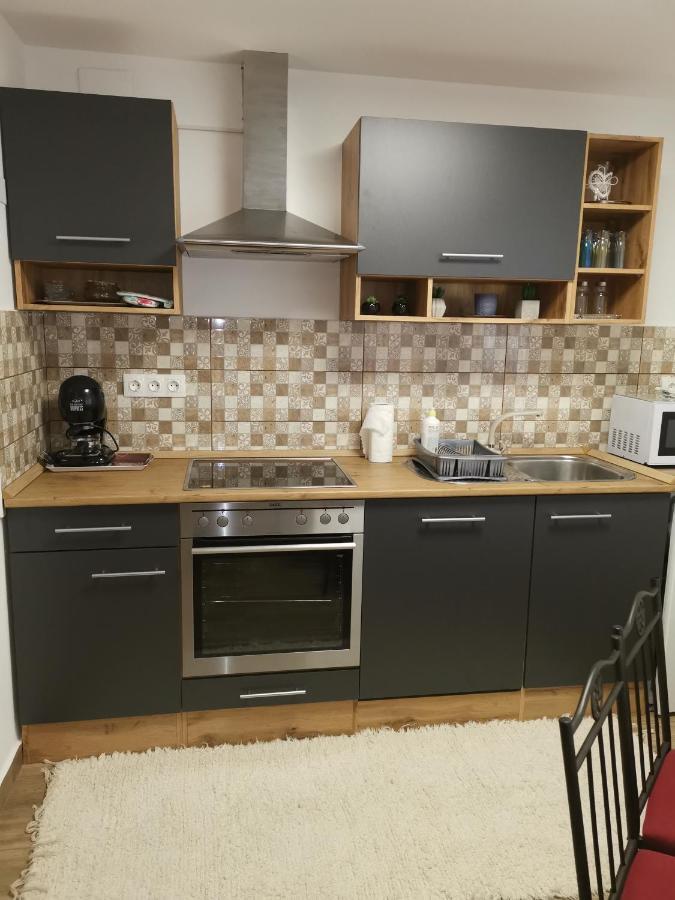 Lili Apartman Harkány Exteriör bild
