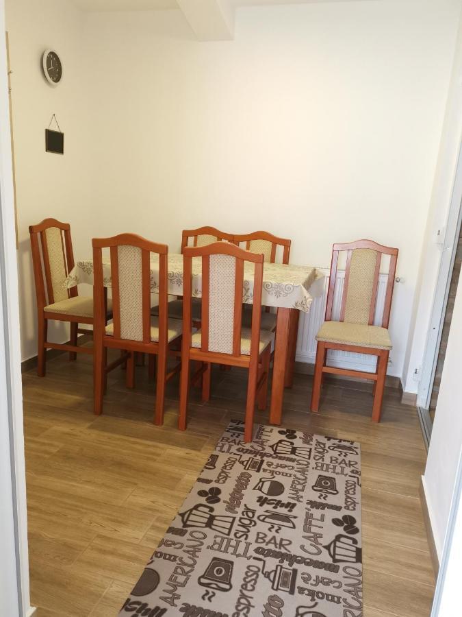 Lili Apartman Harkány Exteriör bild