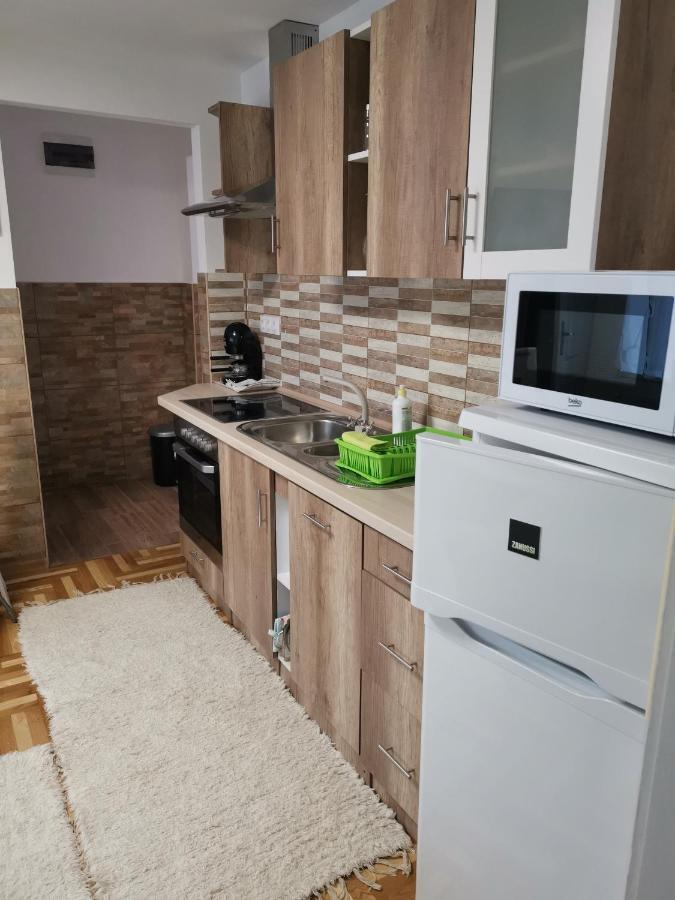 Lili Apartman Harkány Exteriör bild